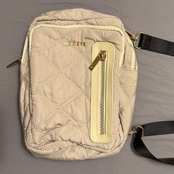 Kedzie purse - Picture 1 of 3